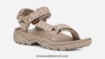 terra fi 5 universal feminino X88NTZ128 mudando camadas neutras Teva - Image 2